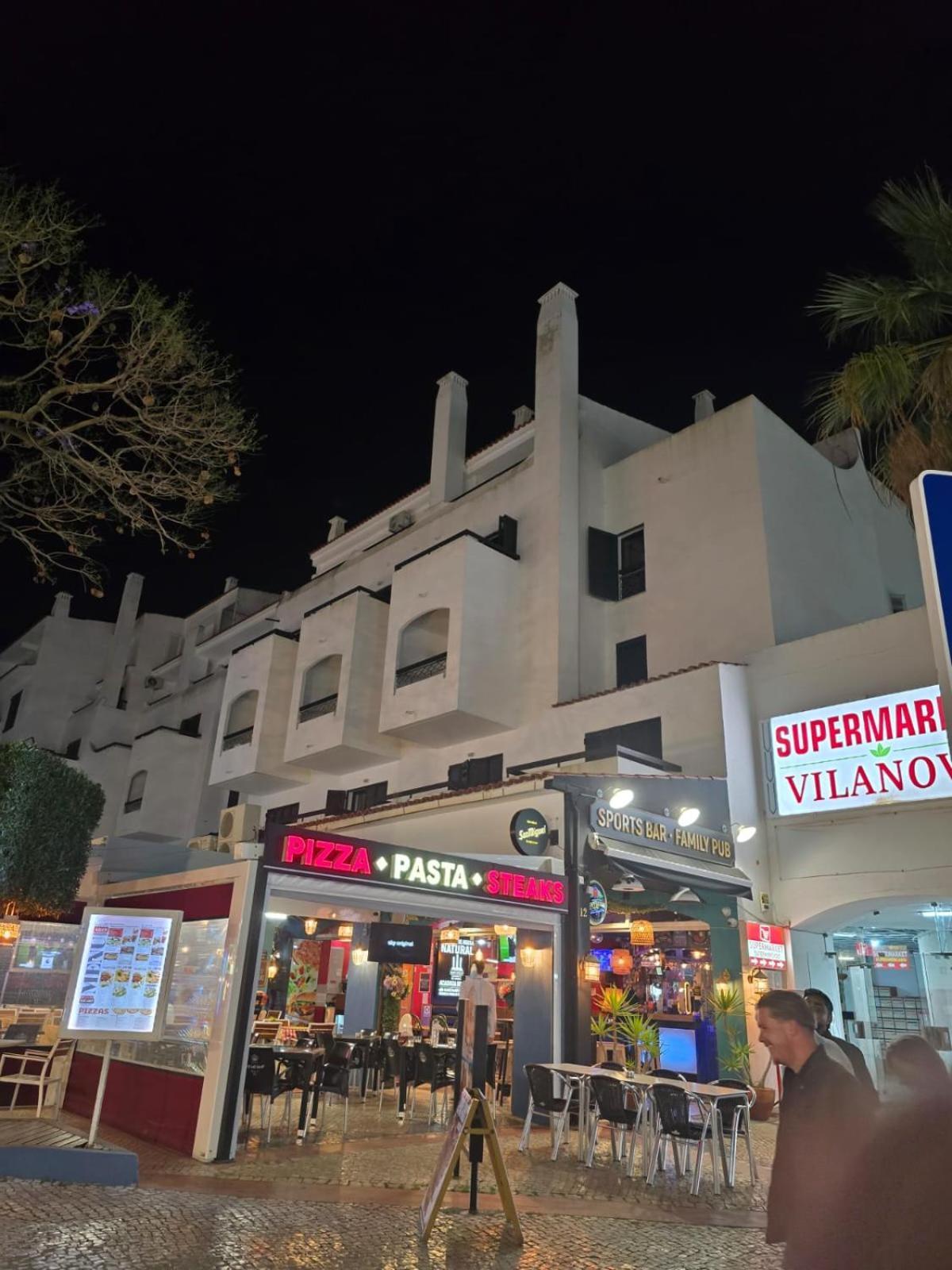 Studio Rua Dos Bares Em البوفيرا المظهر الخارجي الصورة