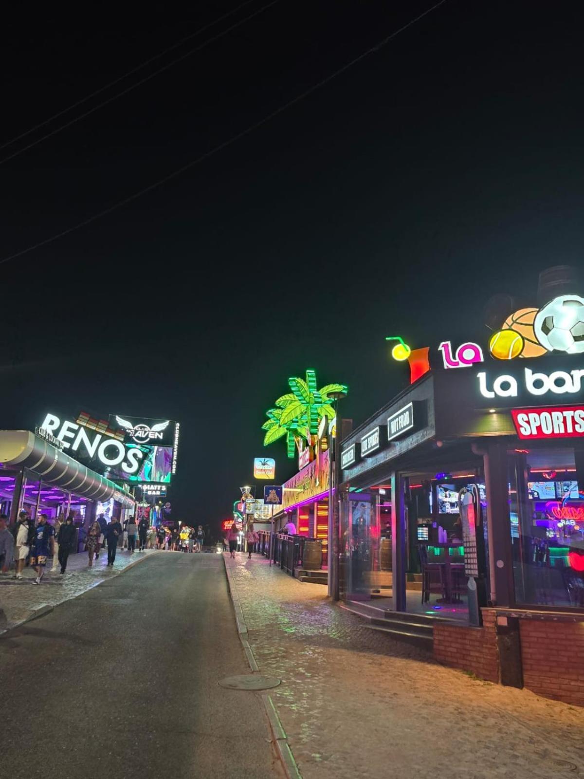 Studio Rua Dos Bares Em البوفيرا المظهر الخارجي الصورة