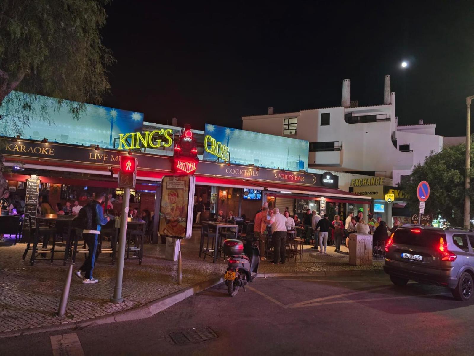 Studio Rua Dos Bares Em البوفيرا المظهر الخارجي الصورة